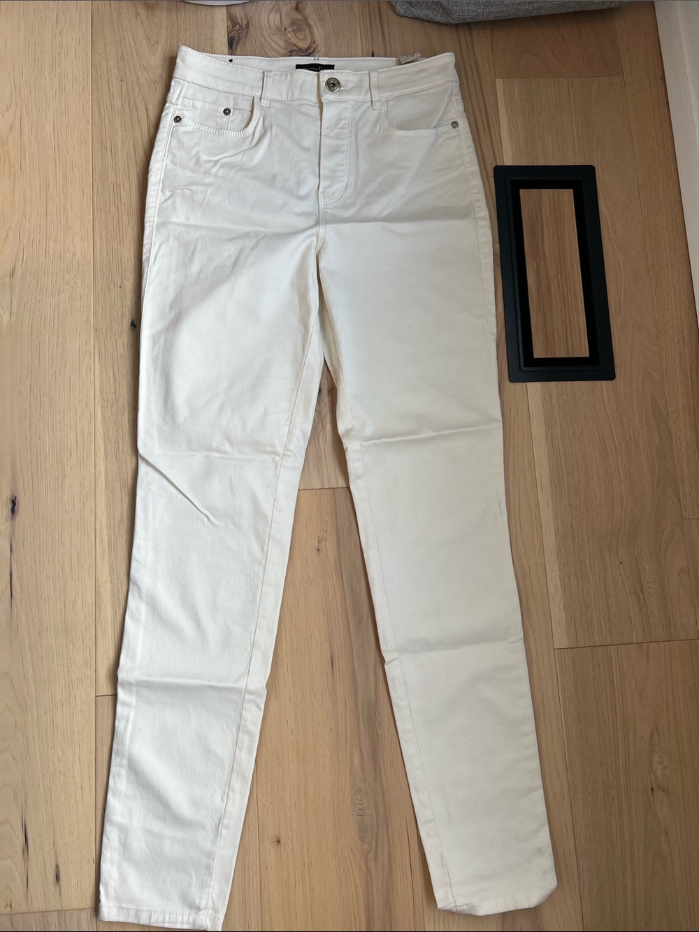 Massimo Dutti Cream Skinny Jeans